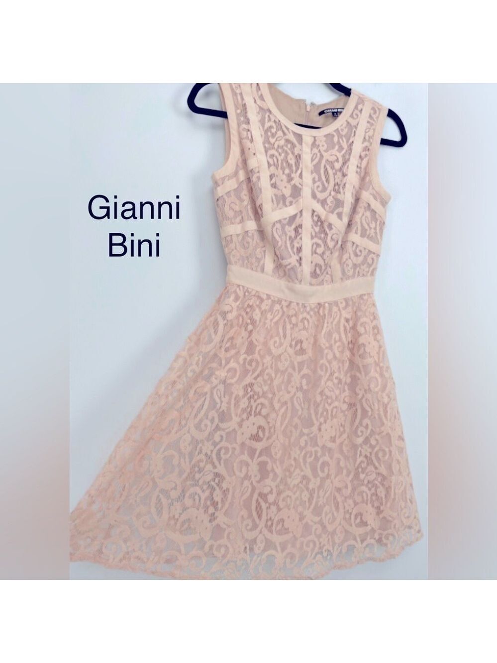 Gianni Bini Womens Size 2 Nude Lace Overlay Fit Flare Dress Sleeveless worn once